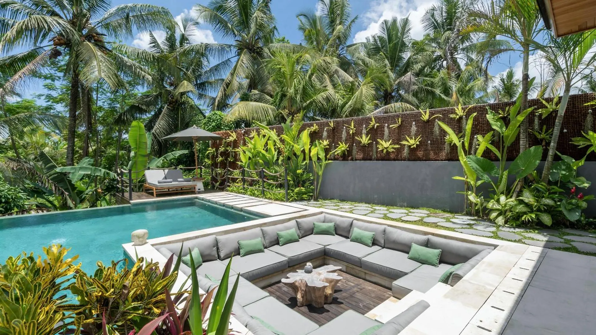 Villa Jalak By Balisuperhost contacts